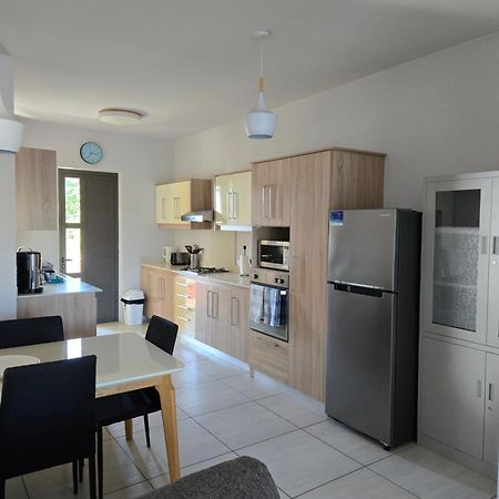 Modern And Cosy Condo: Westwood Apartments Flic-en-Flacq Eksteriør billede