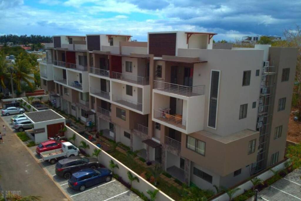 Modern And Cosy Condo: Westwood Apartments Flic-en-Flacq Eksteriør billede